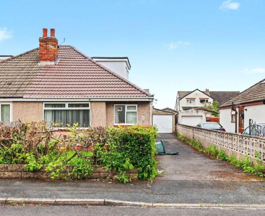 3 bed property, in 7 Bierley Hall Grove, £50,000