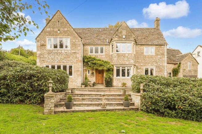 5 bed property, in Cheltenham Road, £1,250,000