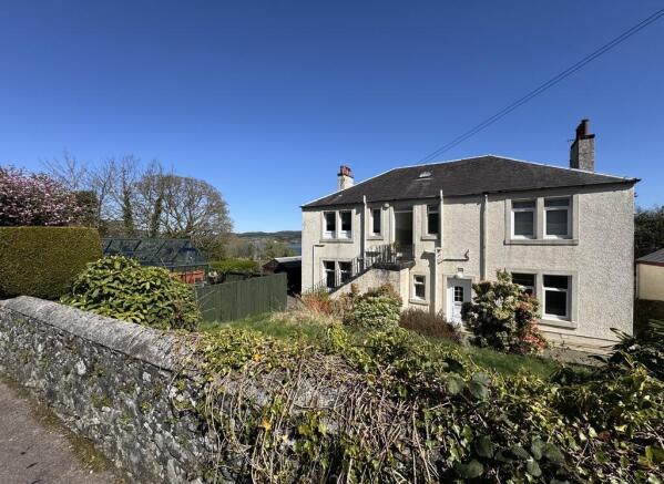1 bed property, in Kilduskland Road, £95,000