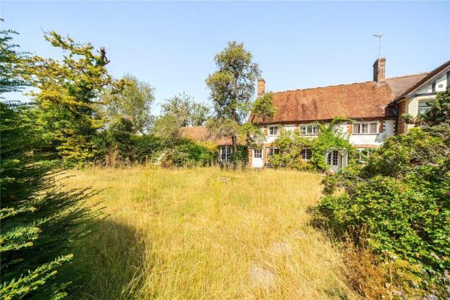 3 bed property, in Marlborough Road, £500,000
