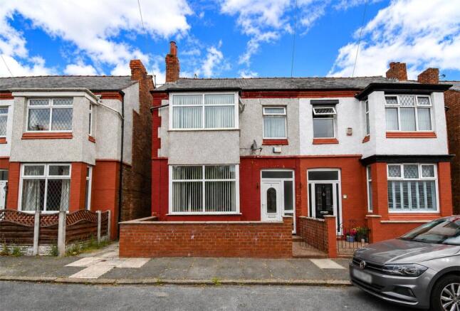 3 bed property, in Silverdale Road, £170,000