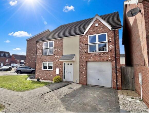 3 bed property, in Silver Birch Place, £156,500