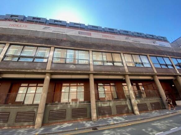 Studio, in Apartment 306, £75,000