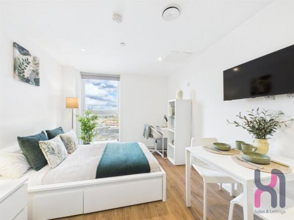 Studio, in Cheltenham Place, £122,000