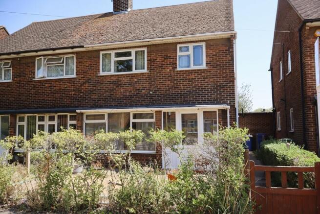 3 bed property, in Oxford Avenue, £310,000
