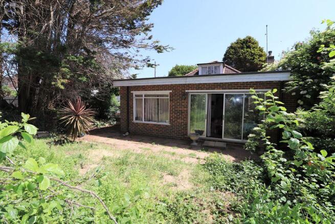 2 bed property, in Keymer Crescent, £575,000