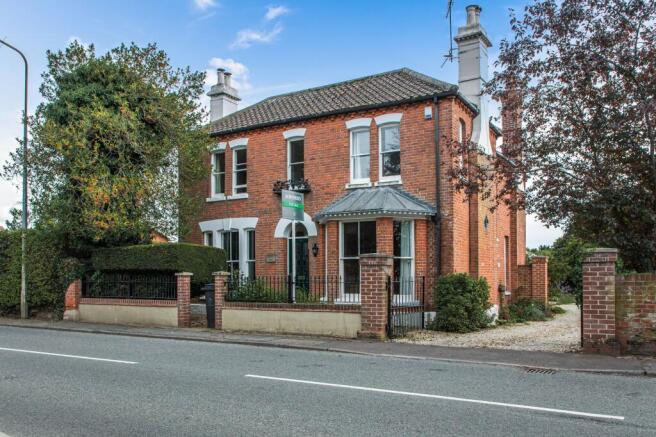 5 bed property, in Detached Victorian Home in Dereham, £600,000