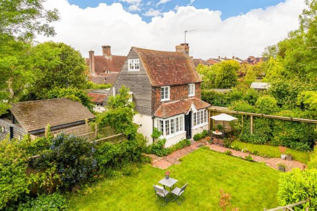 3 bed property, in Mytten Twitten, £850,000