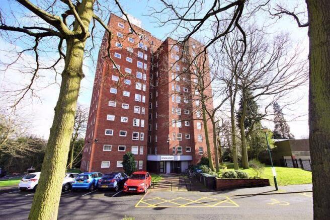 1 bed property, in Wake Green Park, £60,000
