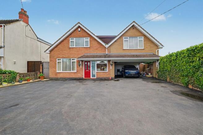 5 bed property, in Shilton Lane, £525,000