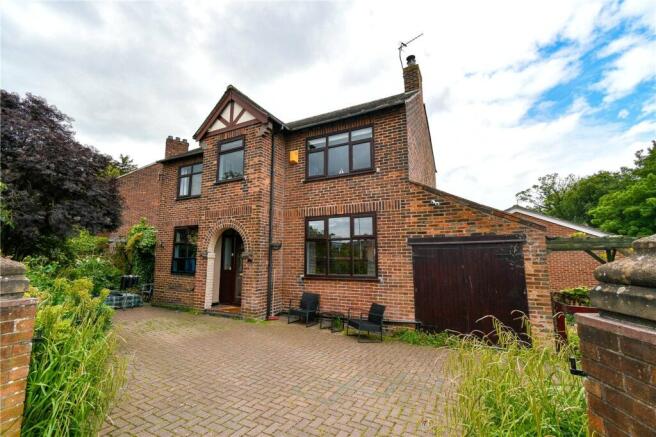 3 bed property, in Thorburn Road, £350,000