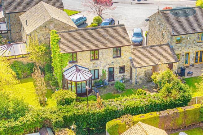 4 bed property, in Spoon Way, £385,000