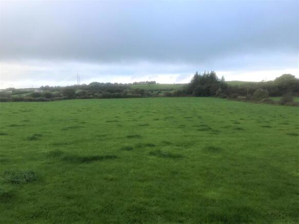 Land, in Jubilee Gardens, £550,000