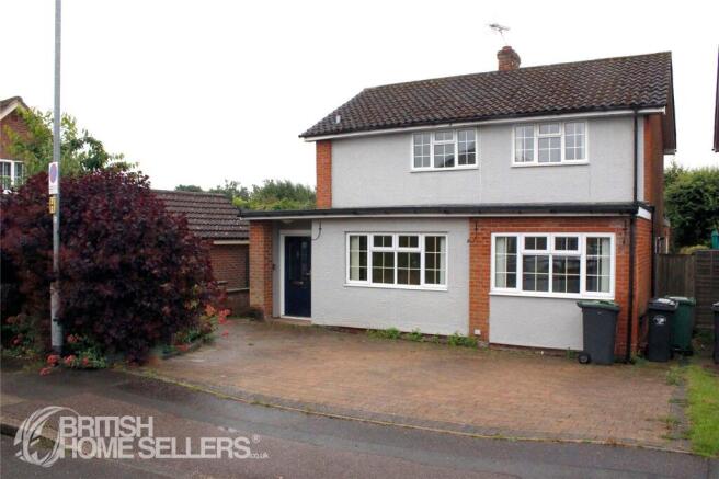 4 bed property, in Coltsfield, £630,000