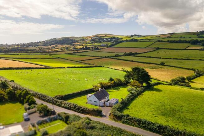2 bed property, in Dreem Aalin, £585,000