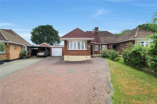 3 bed property, in Thorndon Park Crescent, £550,000