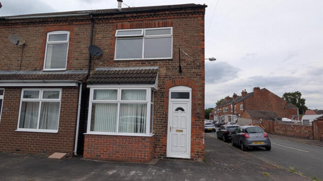 2 bed property, in Rosehill, £128,900