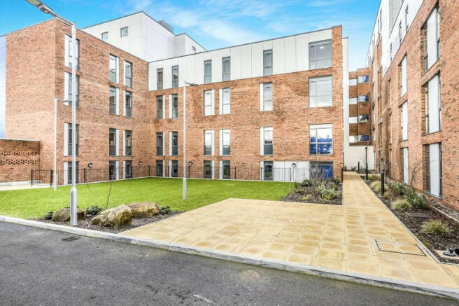 Land, in Cluster 59 Room E Queensland Place, £24,000