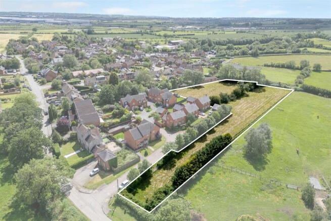 Land, in Lilbourne, £110,000