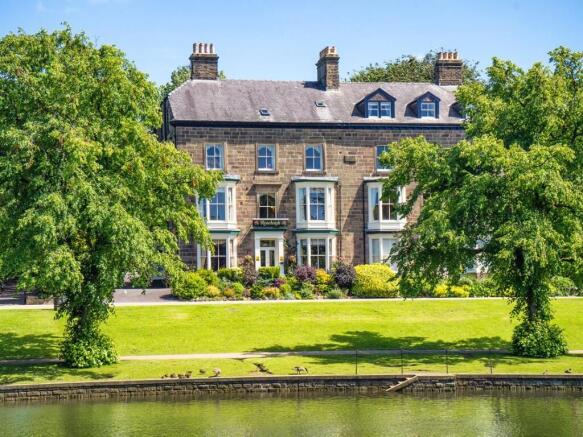 14 bed property, in Roseleigh Guest House, £995,000