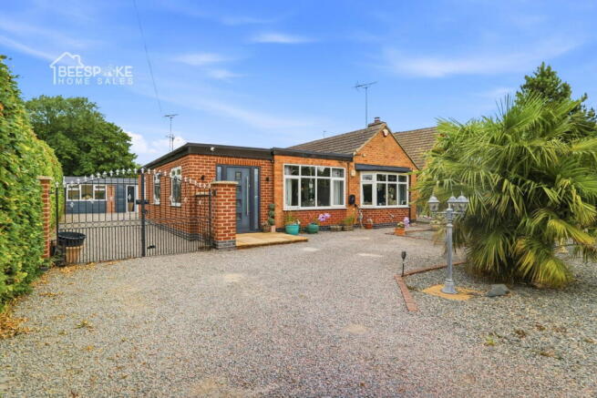 3 bed property, in Plumtree NG12, £525,000