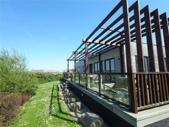 3 bed property, in Gwel An Mor, £240,000