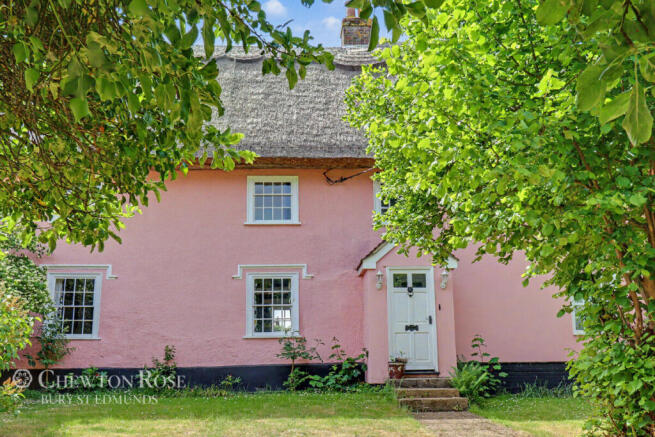 4 bed property, in Mill Street, £675,000