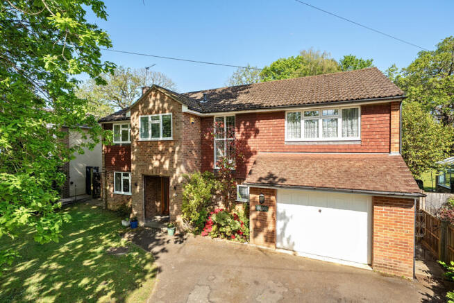 4 bed property, in Dartnell Park Road, £1,250,000