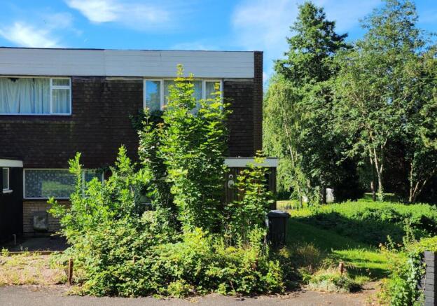 3 bed property, in 32 Balfour, £95,000