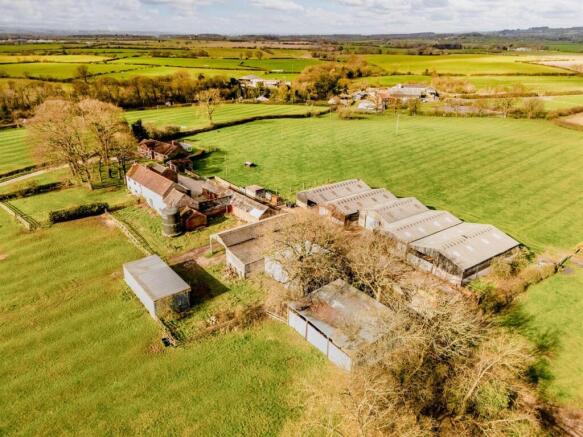 4 bed property, in Lot 1 - Whiley Hill Farm, £1,400,000