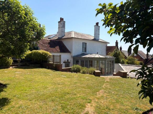 4 bed property, in Maltravers Street, £1,500,000