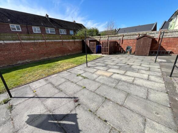 1 bed property, in Barlow Street, £60,000
