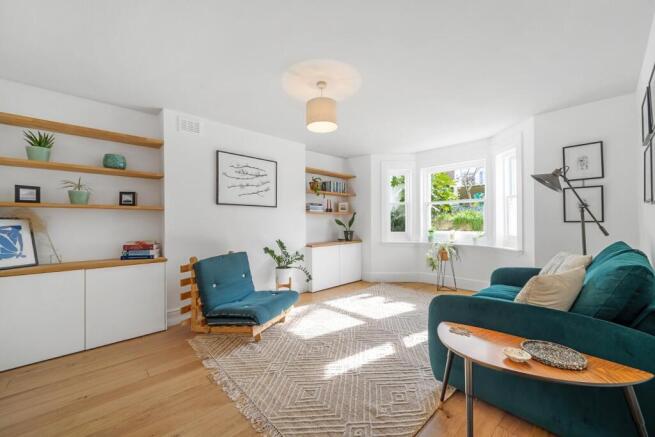 1 bed property, in Milton Road SE24, £500,000