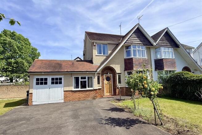 3 bed property, in Painswick Road, £750,000
