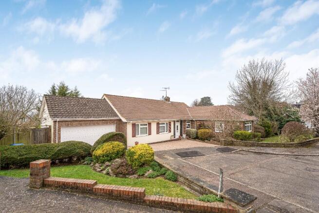 4 bed property, in Ridgemount Gardens, £1,250,000