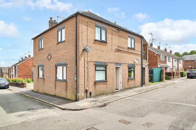 Land, in 12 Croft Court, £90,000