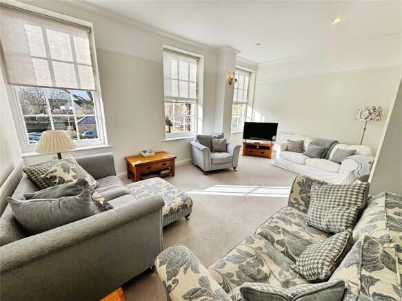 3 bed property, in Admiralty Mews, £670,000