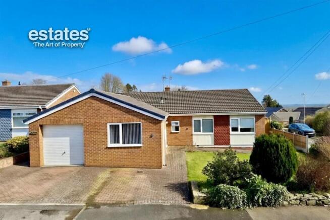 4 bed property, in Garthlands, £375,000