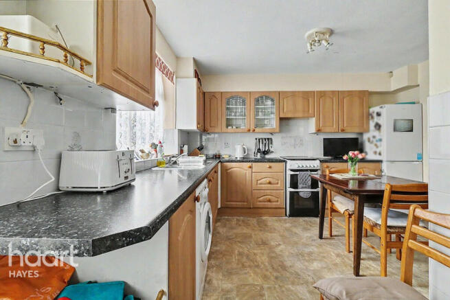 3 bed property, in Bryant Road, £535,000