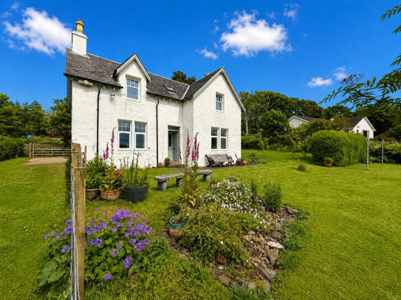4 bed property, in Kilchoan PH36, £350,000