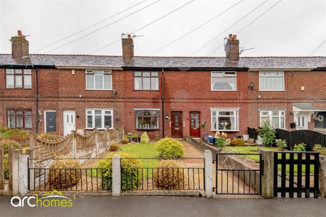 3 bed property, in Overton Street, £150,000