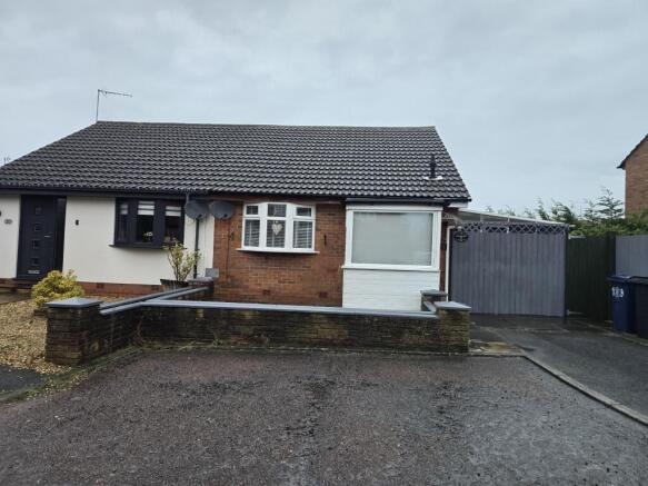 2 bed property, in 18 Lyndhurst, £30,000