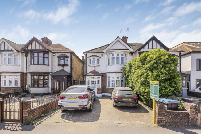 3 bed property, in Woodford Avenue, £625,000