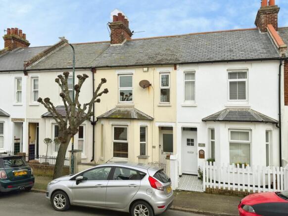 3 bed property, in Park Road, £350,000