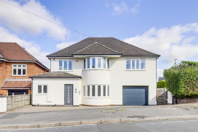 5 bed property, in Littlegreen Road, £600,000