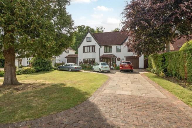 6 bed property, in Ninhams Wood, £2,500,000