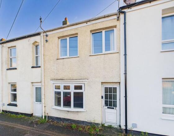 2 bed property, in Cliff View Terrace, £80,000