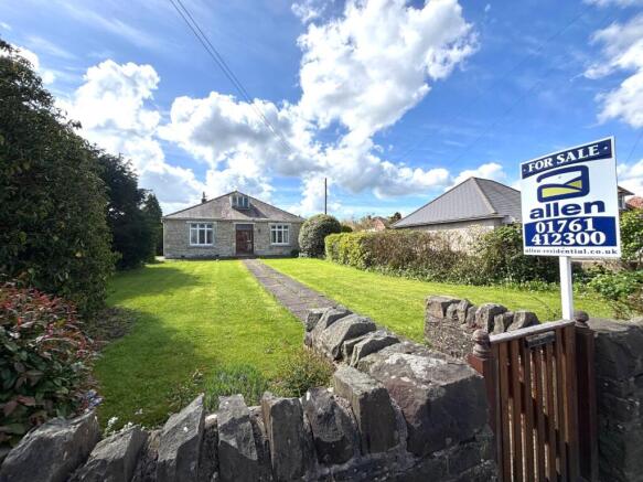 4 bed property, in Hallatrow Road, £525,000