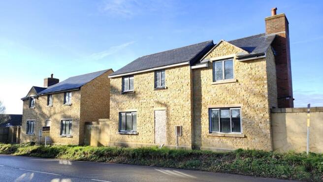 6 bed property, in Site adjacent to Quarr Lane Park Bristol Road Sherborne, £350,000