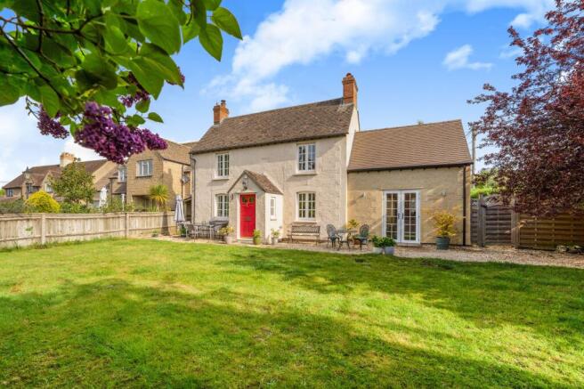 4 bed property, in Slatter Cottage, £725,000